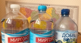 在乌克兰买水“Вода”，记住这两个词就行了