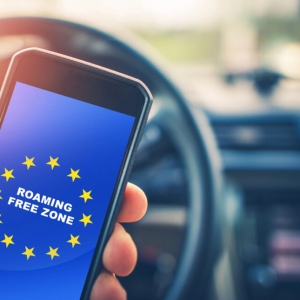 乌克兰离与欧盟 “本土式” 漫游服务又迈进一步：议会通过关键法案——来源：财经新闻 ...