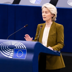 冯德莱恩：欧盟委员会正在拟定关于使用冻结的俄罗斯资产的法案 ——来源：SUSPILNE新闻