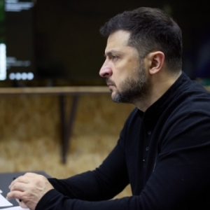 泽连斯基就俄方袭击发表讲话：乌克兰每天都需要防空系统、反制无人机装备以及能源设施相关设备——来源：乌克兰国家通讯社