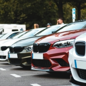 乌克兰开放数据平台数据显示，乌克兰去年汽车进口量同比增长 17%，达 444860 辆——来源：乌克兰国家通讯社