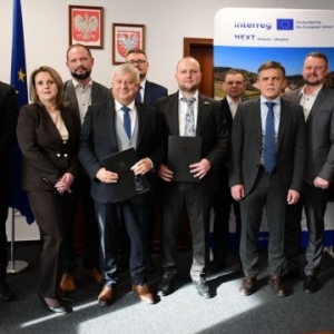 乌克兰和波兰在欧盟资助下启动捷尔诺波尔州桥梁修复工程——来源：乌克兰国家通讯社