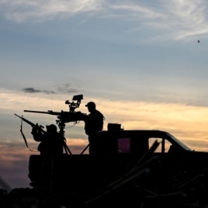 自3月11日晚间以来，乌军防空部队摧毁了俄方袭击乌克兰的 94 架无人机中的 77 架——来源：乌克兰国家通讯社