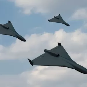 无人机残骸坠落在乌克兰首都市中心及其他多个地区——来源：乌克兰网