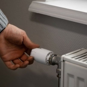 基辅结束供暖季，居民楼3月24日起停暖——来源：财经新闻