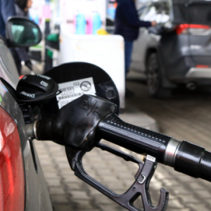 乌克兰经济部测算：约300万乌克兰人可享燃油现金返还——来源：乌克兰国家通讯社