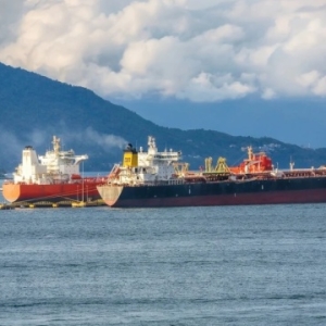 受油价上涨影响，俄罗斯石油出口收入几乎翻倍——来源：乌克兰国家通讯社